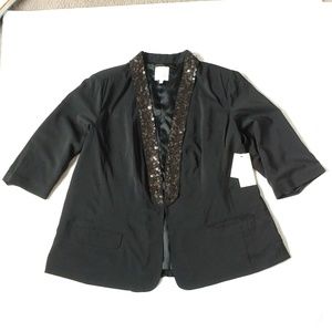 NWT Sejour loose fit blazer.